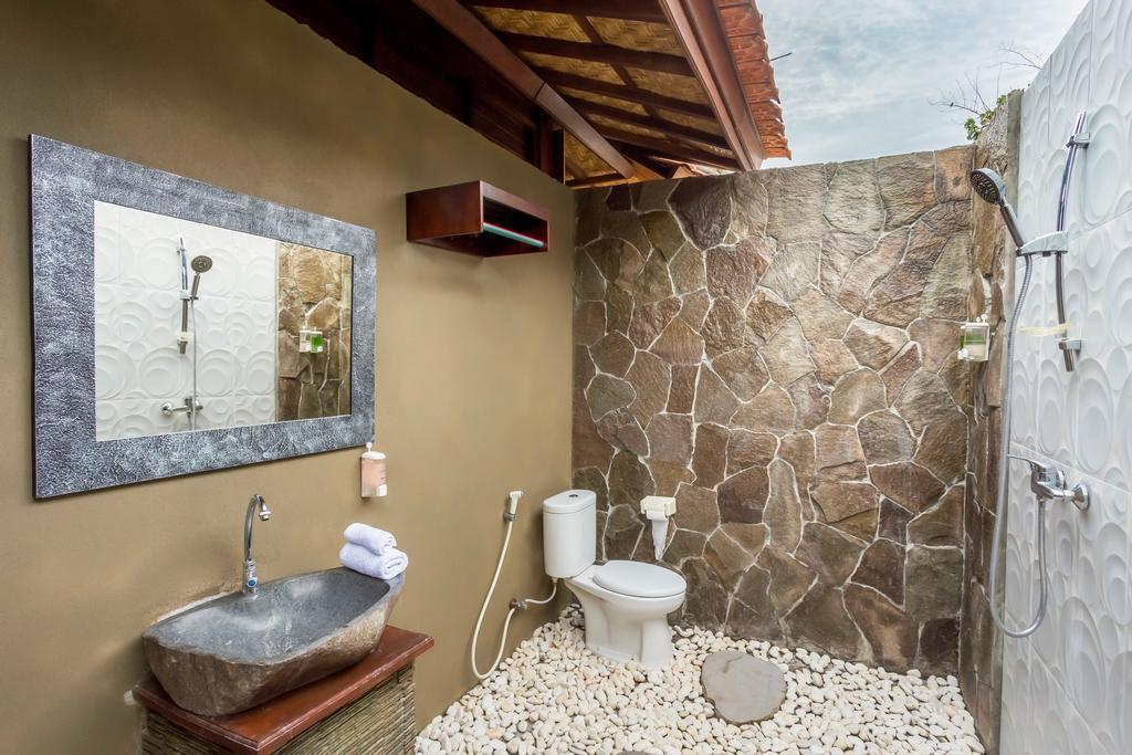 The Bridge Huts Hotel Nusa Lembongan  Exterior photo